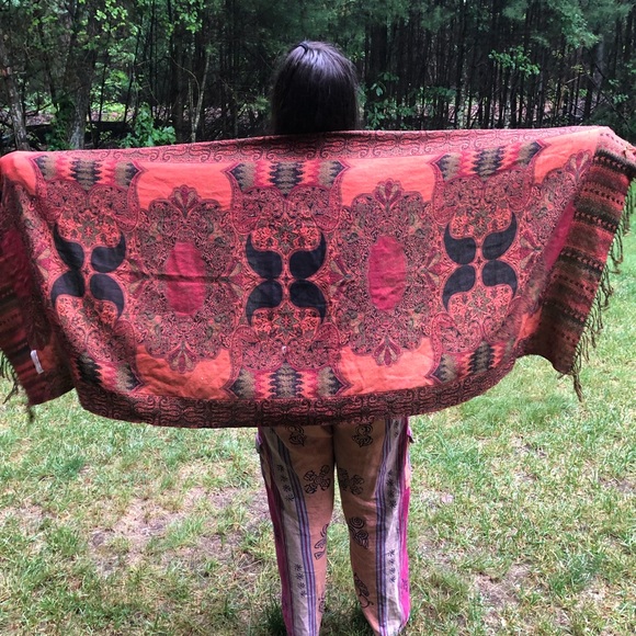 Pashmina with Stars - Picture 3 of 4